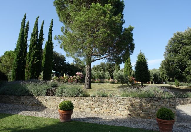 Villa in Civitella in Val di Chiana - Tuscany Villa with Breathtaking View at Dotholiday Villa in Civitella in Val di Chiana - Tuscany Villa with Breathtaking View at Dotholiday