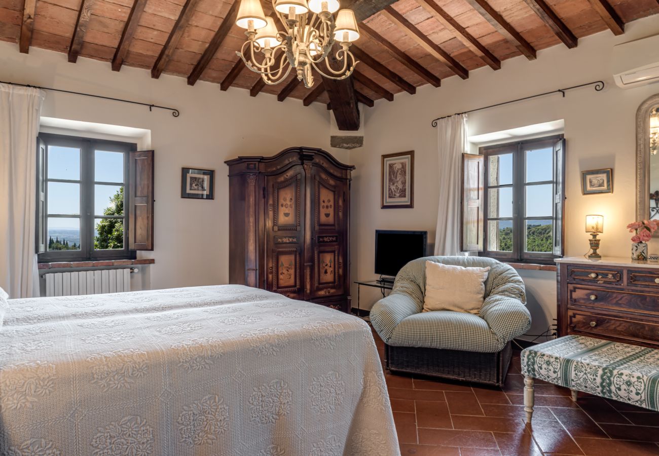 Villa in Civitella in Val di Chiana - Tuscany Villa with Breathtaking View at Dotholiday