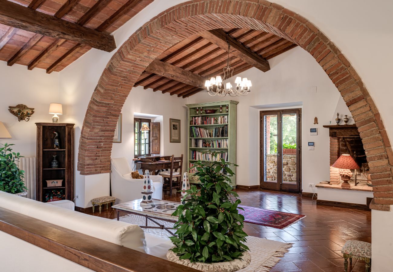 Villa in Civitella in Val di Chiana - Tuscany Villa with Breathtaking View at Dotholiday
