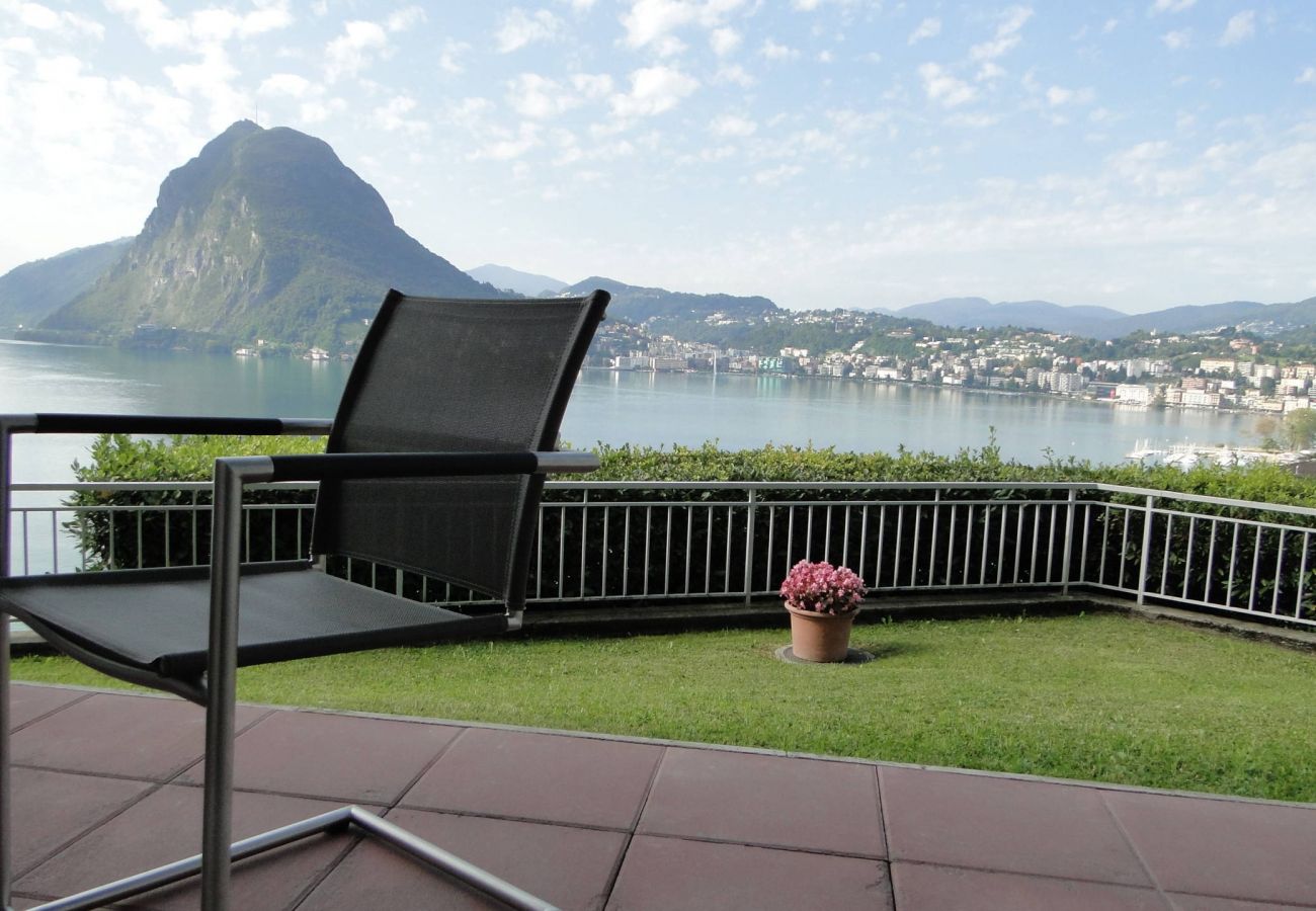 Ferienwohnung in Lugano - Lugano with Panorama from Castagnola Condo