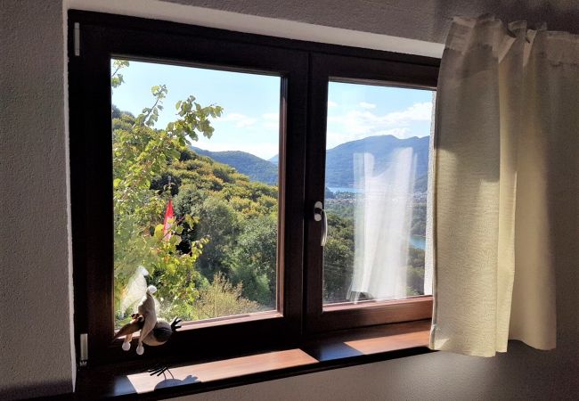 Ferienwohnung in Montagnola - Close to Franklin College and Lugano Center Ferienwohnung in Montagnola - Close to Franklin College and Lugano Center