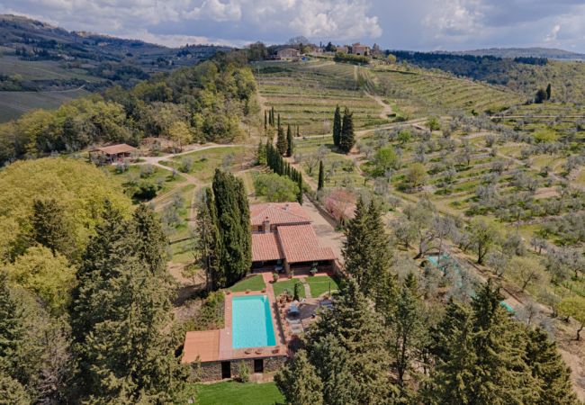 Villa in Castellina in Chianti - Villa in Castellina w. Pool, Garden & Winery Villa in Castellina in Chianti - Villa in Castellina w. Pool, Garden & Winery