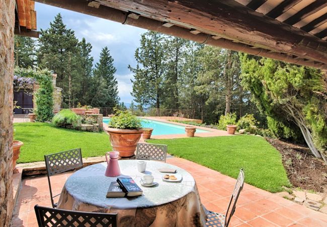 Villa in Castellina in Chianti - Villa in Castellina w. Pool, Garden & Winery Villa in Castellina in Chianti - Villa in Castellina w. Pool, Garden & Winery