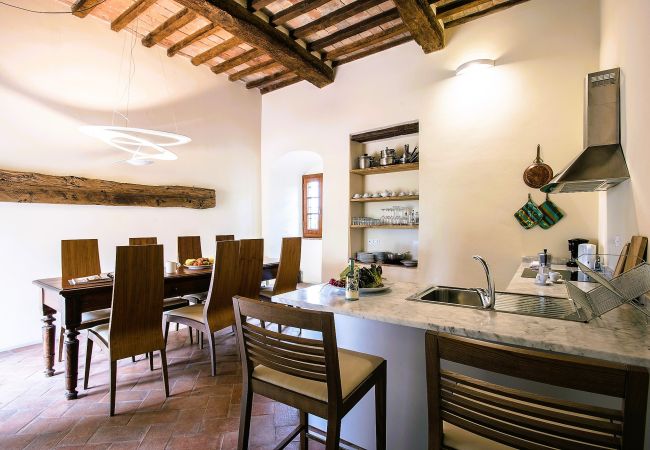 Ferienwohnung in Certaldo - Luxury, Sustainability and Eco Pool in Tower Apt. Ferienwohnung in Certaldo - Luxury, Sustainability and Eco Pool in Tower Apt.