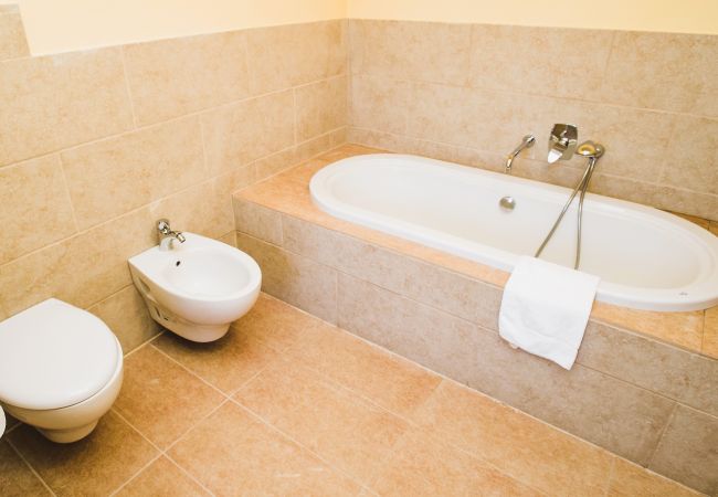 Ferienwohnung in Trequanda - Two-story Luxury in Siena Resort at Lemon Ferienwohnung in Trequanda - Two-story Luxury in Siena Resort at Lemon