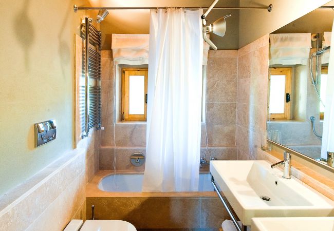 Villa in Pian di Sco - Villa Leccino in most Exclusive Borgo in Tuscany Villa in Pian di Sco - Villa Leccino in most Exclusive Borgo in Tuscany