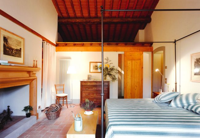 Villa in Pian di Sco - Villa Olivo in most Exclusive Borgo in Tuscany Villa in Pian di Sco - Villa Olivo in most Exclusive Borgo in Tuscany