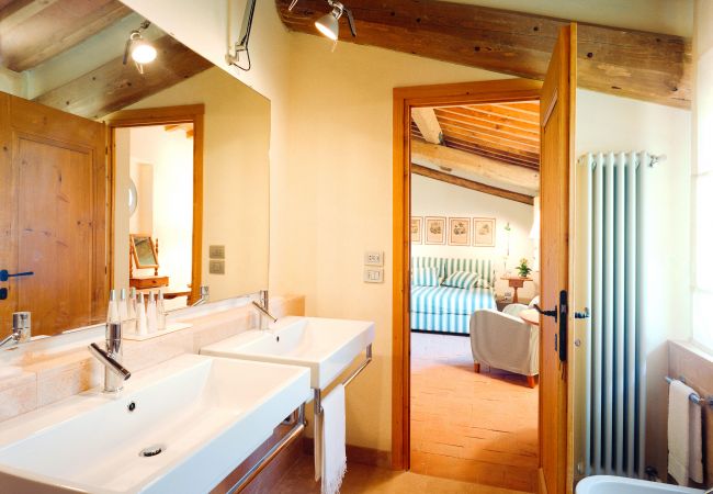 Villa in Pian di Sco - Villa Noce in most Exclusive Borgo in Tuscany Villa in Pian di Sco - Villa Noce in most Exclusive Borgo in Tuscany