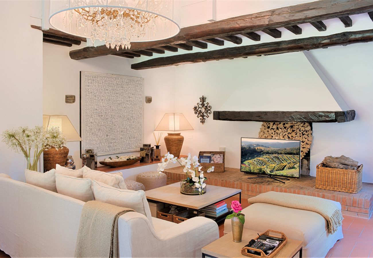Villa in Castellina in Chianti - Luxury Villa in Chianti with Winery up to 6 Guests
