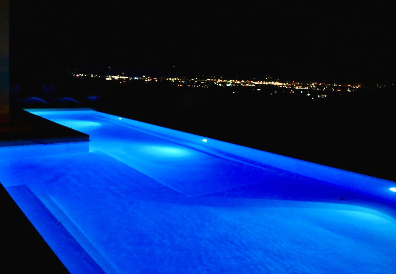 Villa in Carmignano - BestOfTuscany Historic Villa Fattoria La Serra