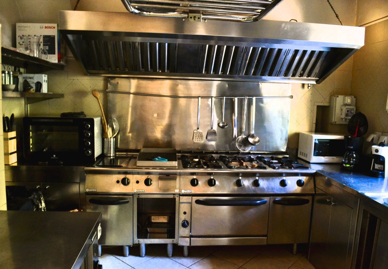 Villa in Carmignano - BestOfTuscany Historic Villa Fattoria La Serra