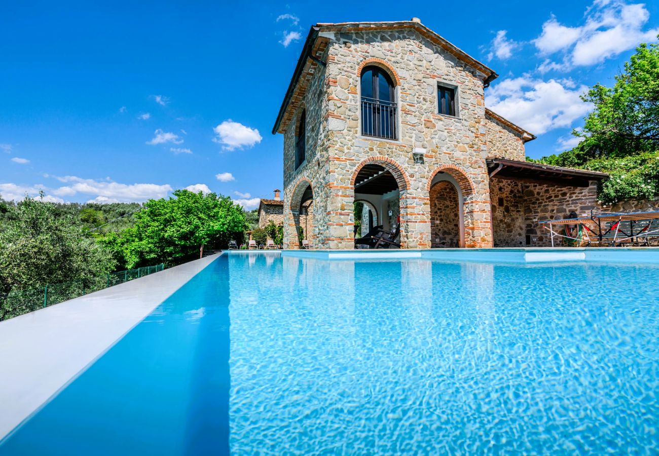Villa in Larciano - Villa del Borgo, Exclusive Pool & View