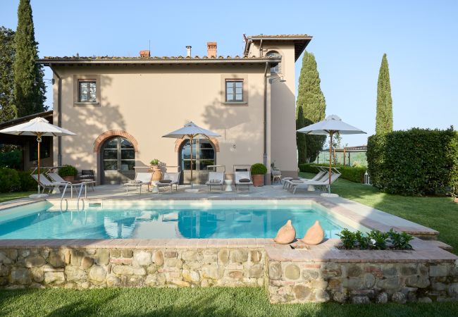 Villa in Terranuova Bracciolini - Villa Valdarno up to 12 Guests