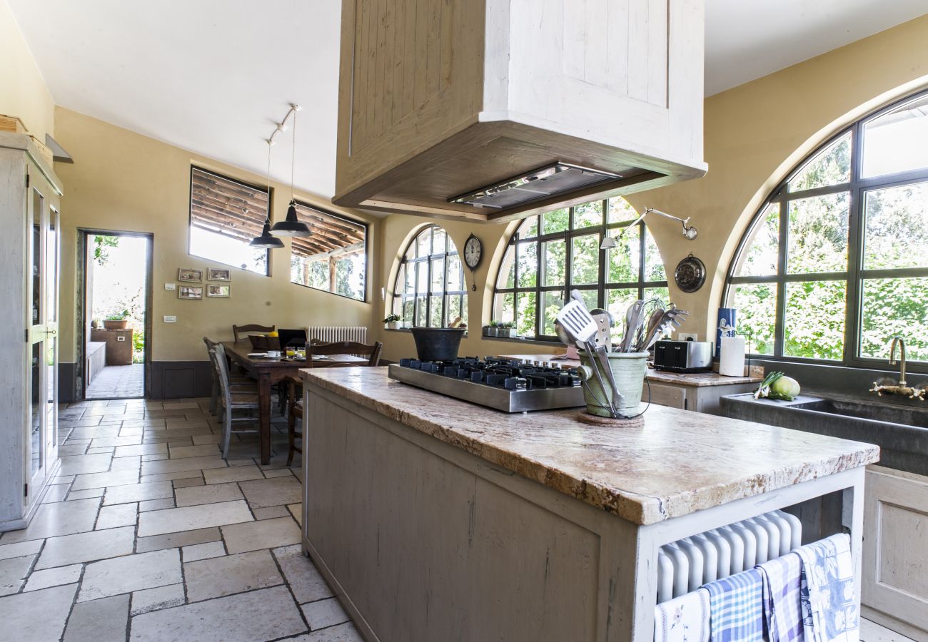 Villa in Terranuova Bracciolini - Villa Valdarno up to 12 Guests