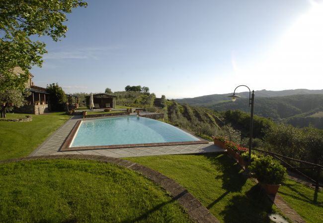 Appartement à Bucine - Typical, Charming with Chianti View at Marioli