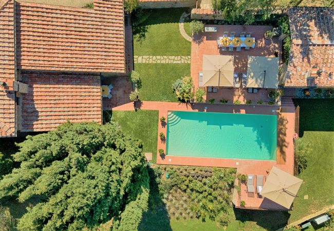 Villa à Castellina in Chianti - Villa in Castellina w. Pool, Garden & Winery Villa à Castellina in Chianti - Villa in Castellina w. Pool, Garden & Winery