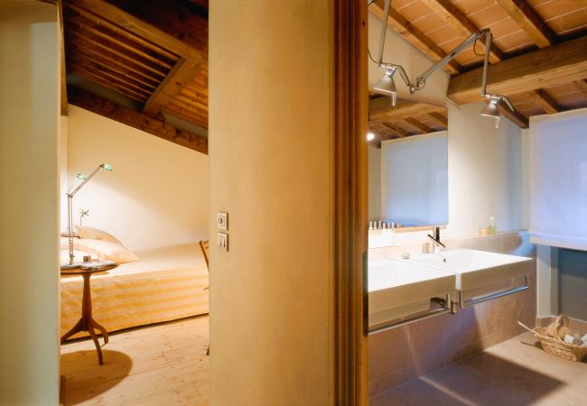 Villa à Pian di Sco - Villa Magnolia in most Exclusive Borgo in Tuscany Villa à Pian di Sco - Villa Magnolia in most Exclusive Borgo in Tuscany