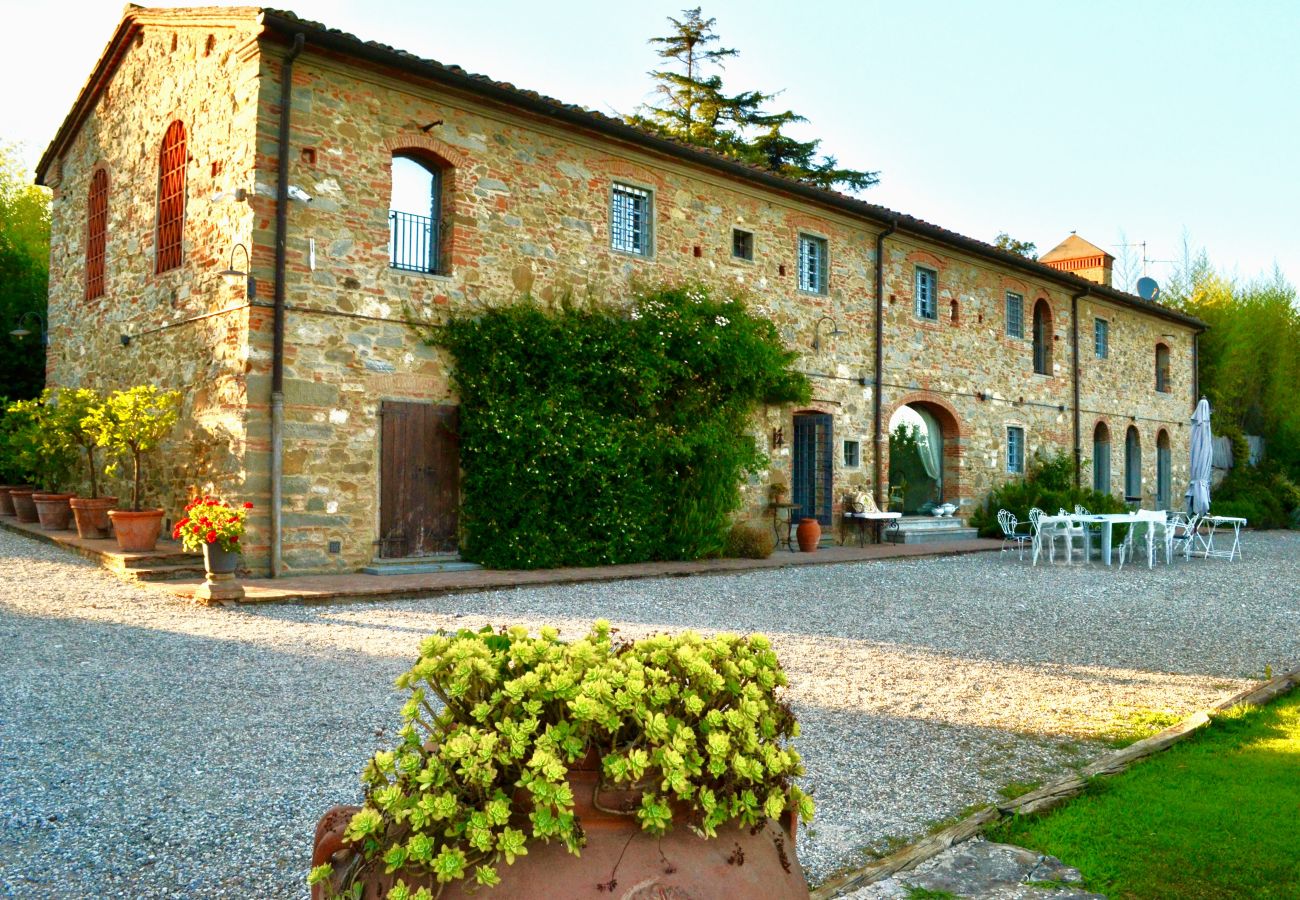 Villa à Carmignano - BestOfTuscany Historic Villa Fattoria La Serra