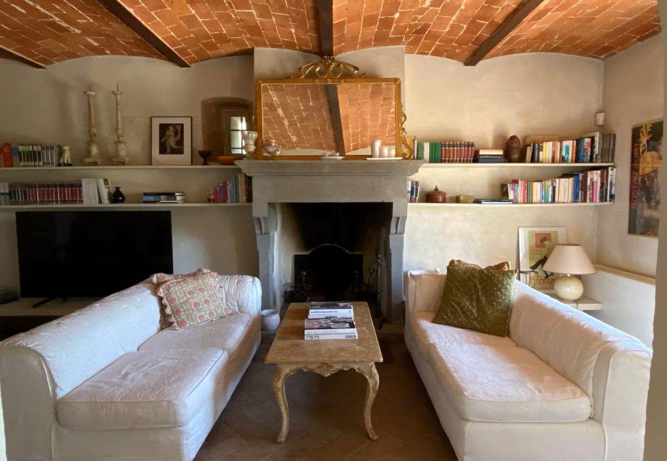 Villa à Carmignano - BestOfTuscany Historic Villa Fattoria La Serra