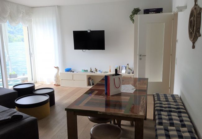 Villetta a Riva San Vitale - Direct on Lugano Lake: Take a Swim from your Villa Villetta a Riva San Vitale - Direct on Lugano Lake: Take a Swim from your Villa