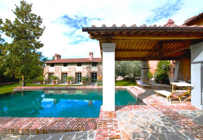 Villa a Pian di Sco - Villa Magnolia in most Exclusive Borgo in Tuscany