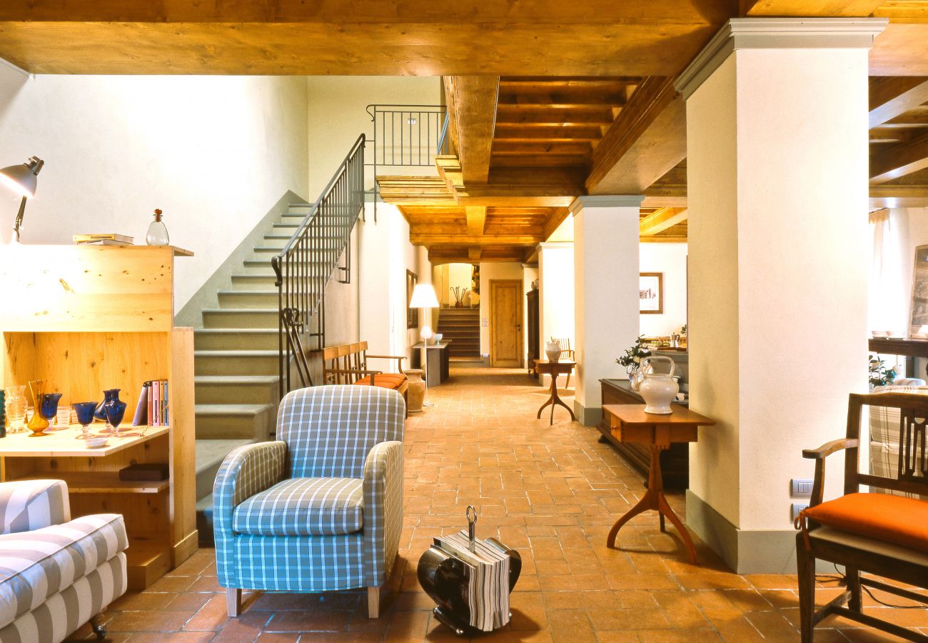 Villa a Pian di Sco - Villa Magnolia in most Exclusive Borgo in Tuscany