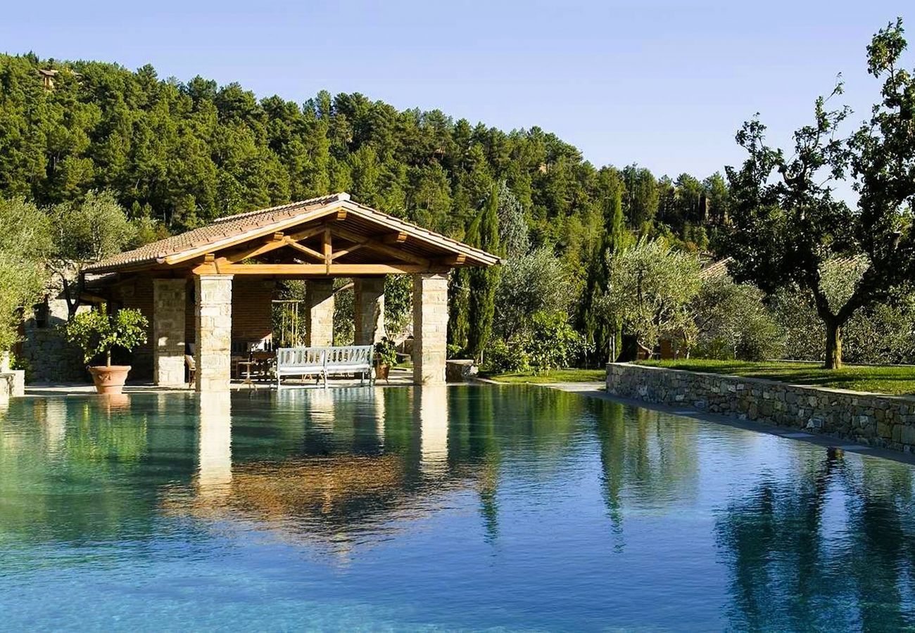 Villa a Pian di Sco - Villa Magnolia in most Exclusive Borgo in Tuscany