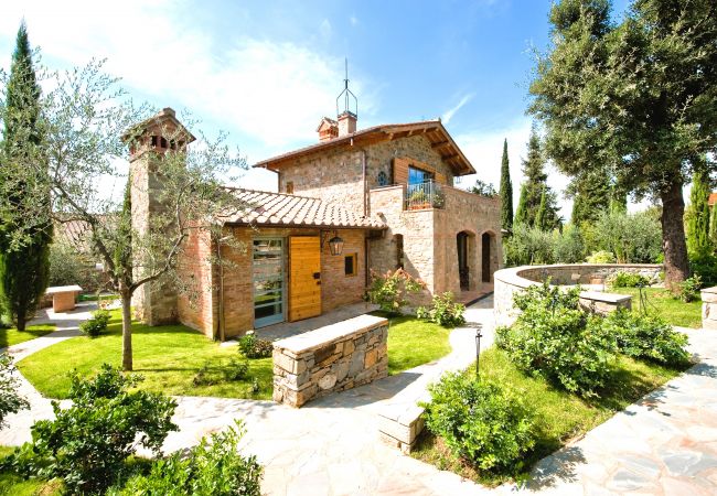 Villa a Pian di Sco - Villa Leccino in most Exclusive Borgo in Tuscany