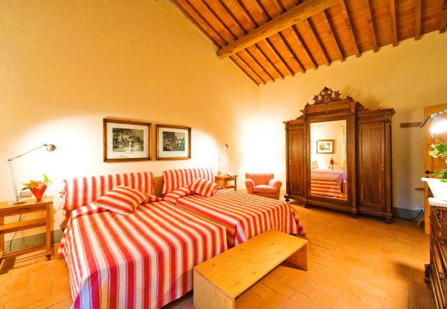 Villa a Pian di Sco - Villa Noce in most Exclusive Borgo in Tuscany