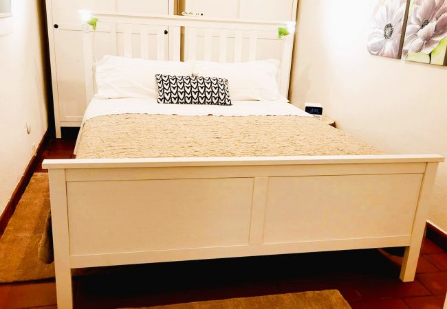 Appartamento a Montagnola - Just Restored close to Franklin College and Lugano Appartamento a Montagnola - Just Restored close to Franklin College and Lugano