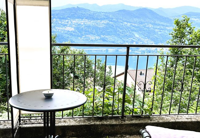 Appartamento a Montagnola - Just Restored close to Franklin College and Lugano