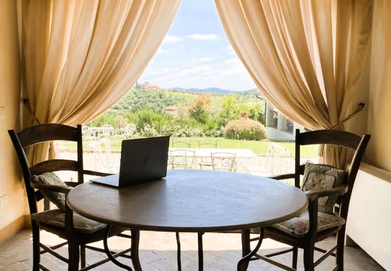 Villa a Carmignano - BestOfTuscany Historic Villa Fattoria La Serra