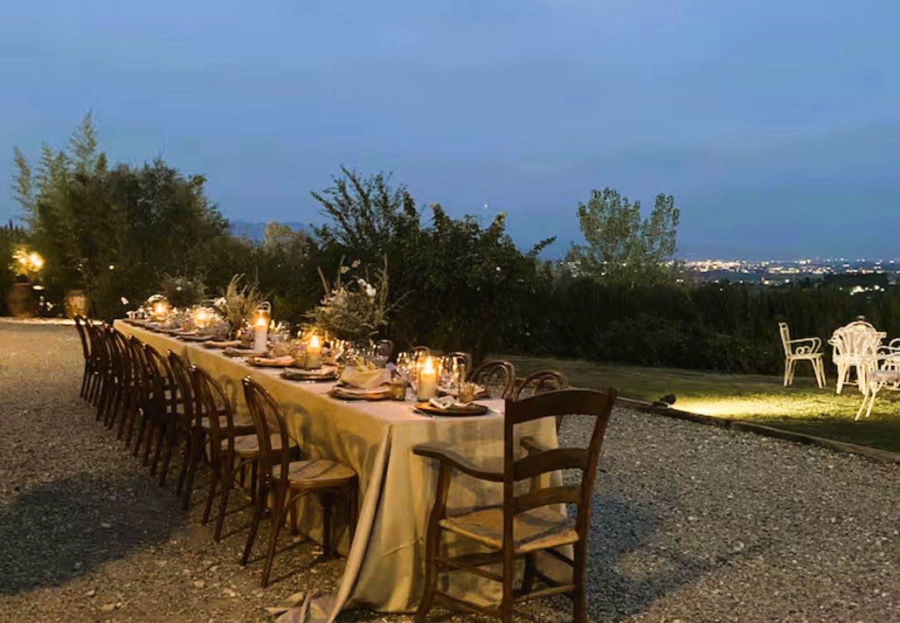 Villa a Carmignano - BestOfTuscany Historic Villa Fattoria La Serra