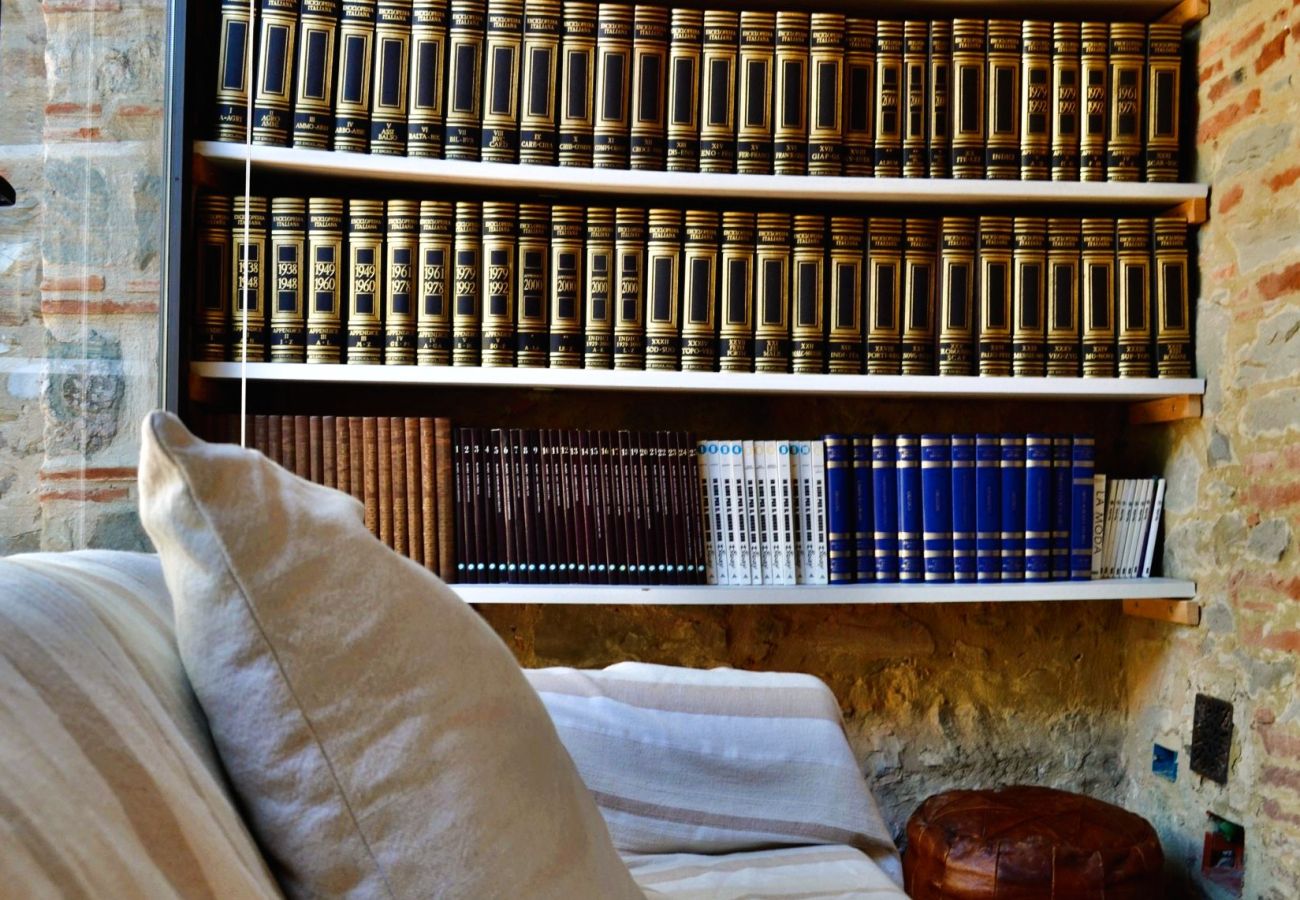 Villa a Carmignano - BestOfTuscany Historic Villa Fattoria La Serra