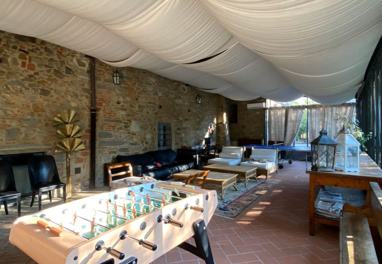 Villa a Carmignano - BestOfTuscany Historic Villa Fattoria La Serra