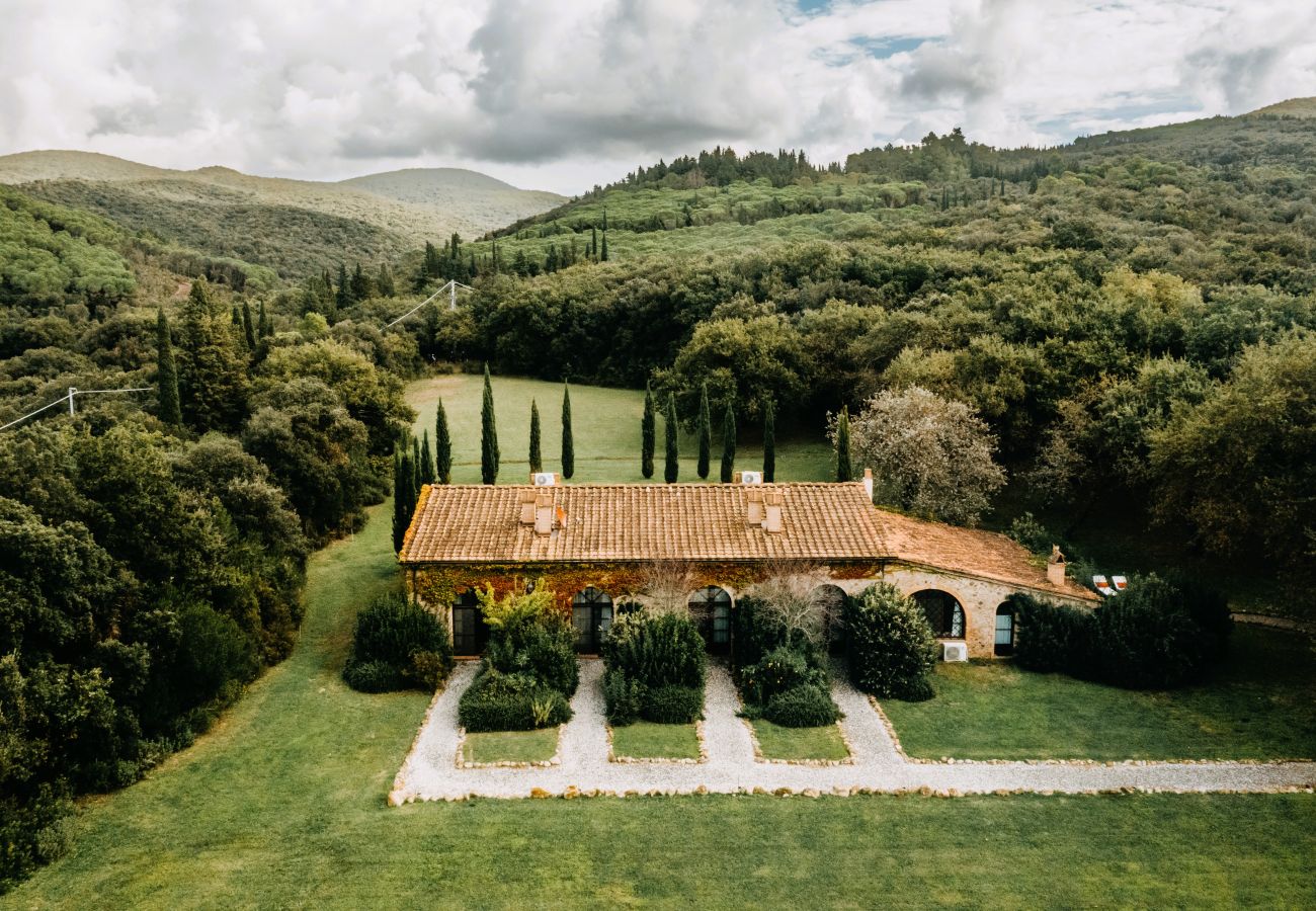 Appartamento a Bibbona - Ideal for Couples close to Seaside