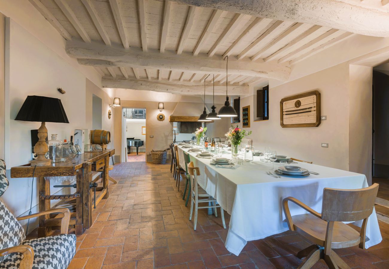 Villa a Larciano - Villa del Borgo, Exclusive Pool & View