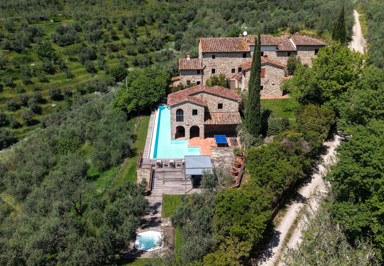Villa a Larciano - Villa del Borgo, Exclusive Pool & View