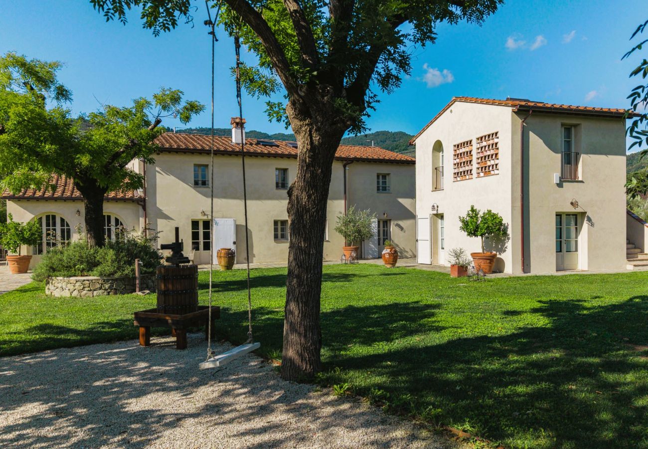 Villa a Massa e Cozzile - Villa V.I.P. Golf & Termal Baths