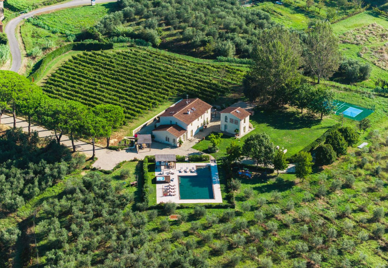 Villa a Massa e Cozzile - Villa V.I.P. Golf & Termal Baths