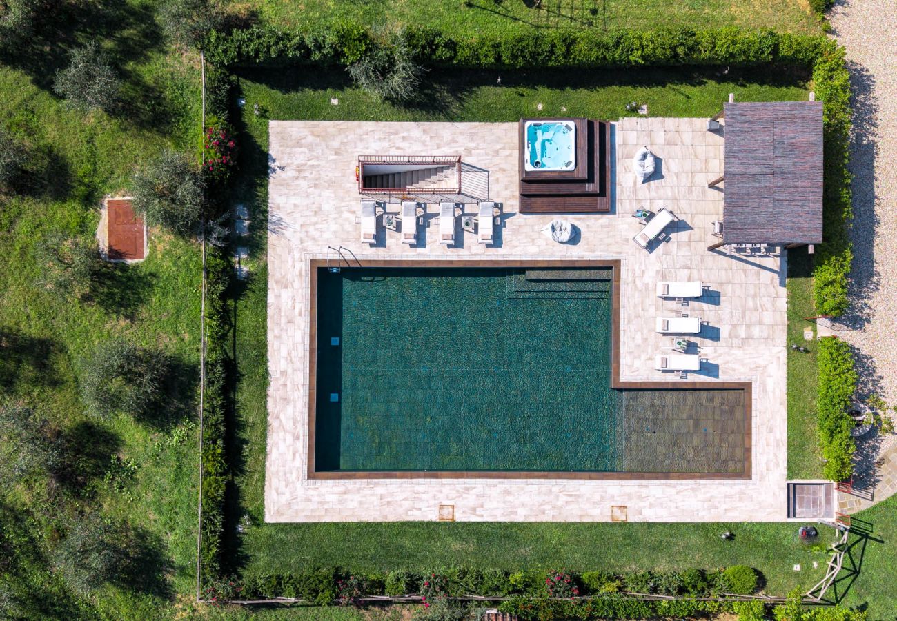 Villa a Massa e Cozzile - Villa V.I.P. Golf & Termal Baths