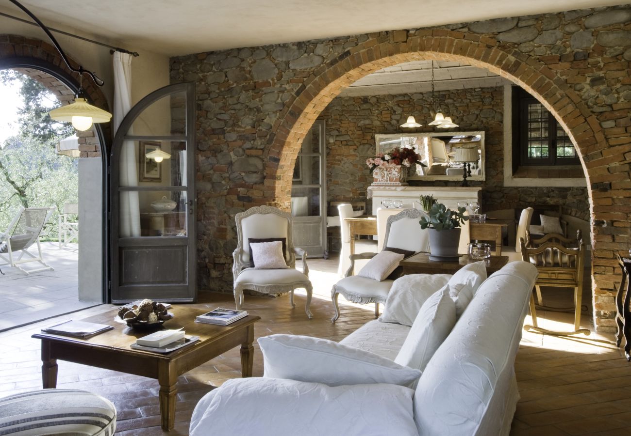 Villa a Terranuova Bracciolini - Villa Valdarno up to 12 Guests