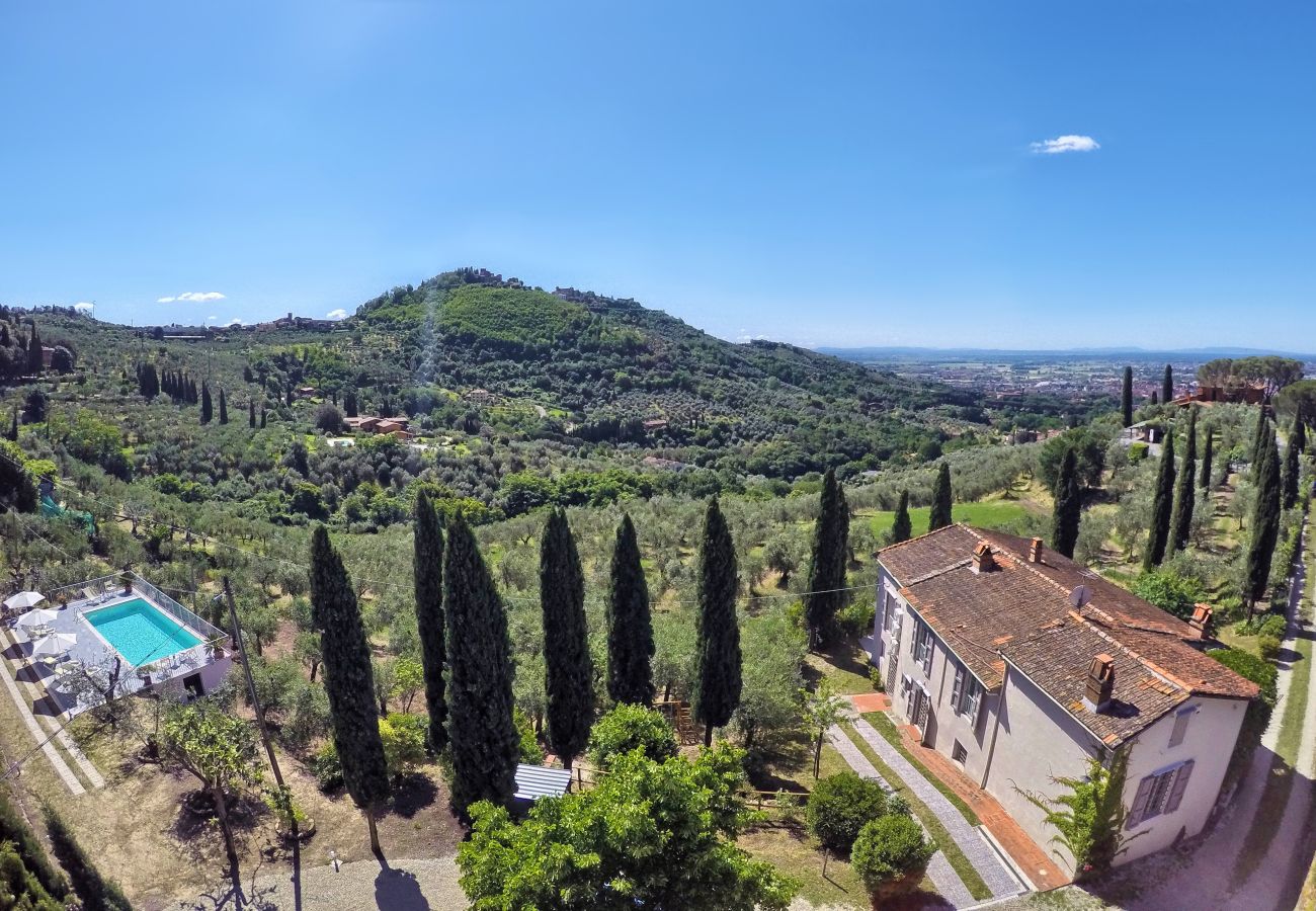Villa a Montecatini-Terme - Villa Montecatini