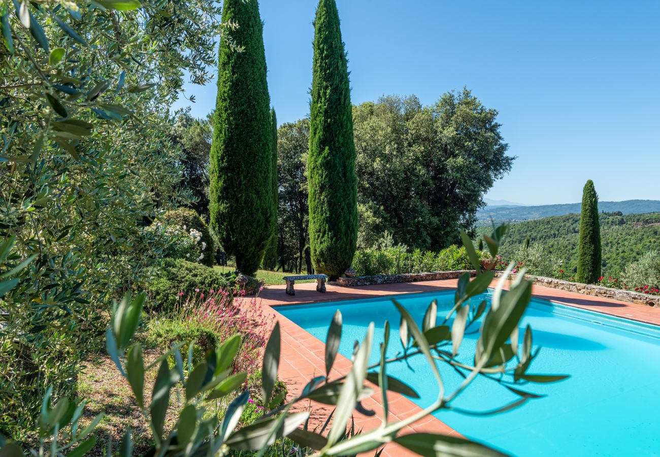 Villa in Civitella in Val di Chiana - Tuscany Villa with Breathtaking View at Dotholiday
