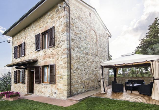 Chalet in Castellina in Chianti - Il Villino della Rocca in Chianti Chalet in Castellina in Chianti - Il Villino della Rocca in Chianti