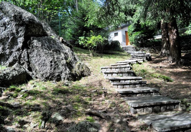 Cottage in Lelgio - Typical, Romantic Tessiner Cottage Cottage in Lelgio - Typical, Romantic Tessiner Cottage