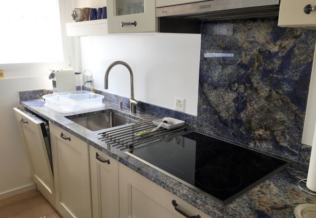 Chalet in Riva San Vitale - Direct on Lugano Lake: Take a Swim from your Villa Chalet in Riva San Vitale - Direct on Lugano Lake: Take a Swim from your Villa