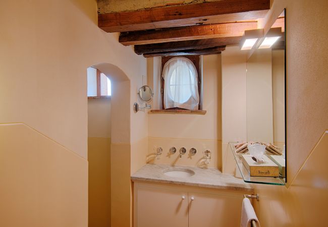 Appartement in Panzano - Luxury Chianti with 2 Bedrooms in Panzano Chianti