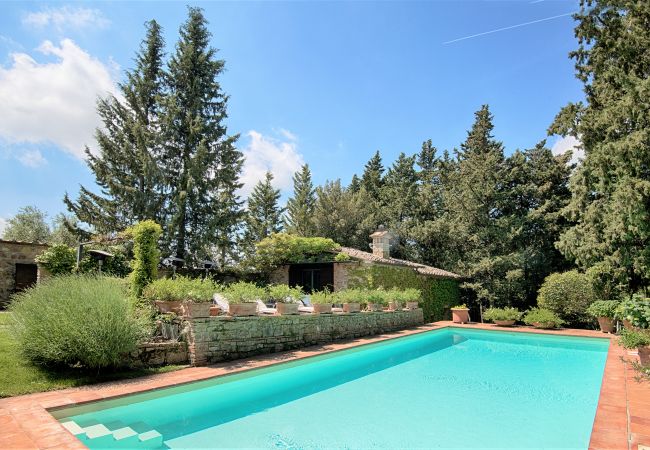 Villa in Castellina in Chianti - Villa in Castellina w. Pool, Garden & Winery Villa in Castellina in Chianti - Villa in Castellina w. Pool, Garden & Winery