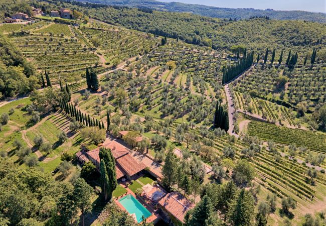 Villa in Castellina in Chianti - Villa in Castellina w. Pool, Garden & Winery Villa in Castellina in Chianti - Villa in Castellina w. Pool, Garden & Winery